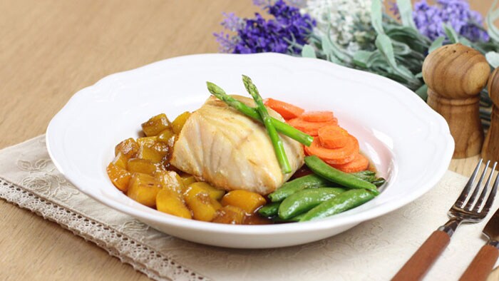 Pan-fried Fillets with Peaches