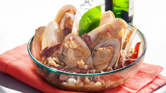 Sauteed Clam in Champagne and Parma Ham