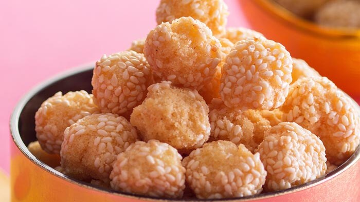Chinese Sesame Cookie Balls